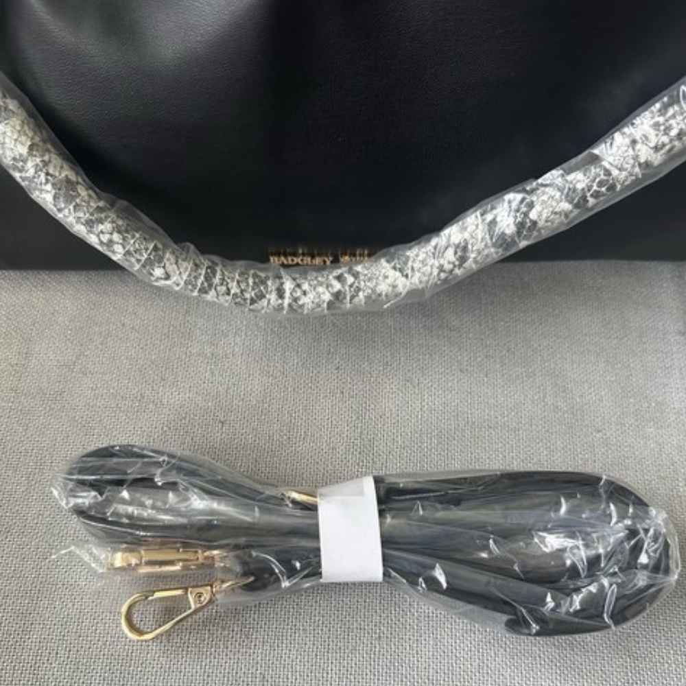 BADGLEY MISCHKA Vegan Drawstring Purse Snake Trim Crossbody New Black - Picture 10 of 13